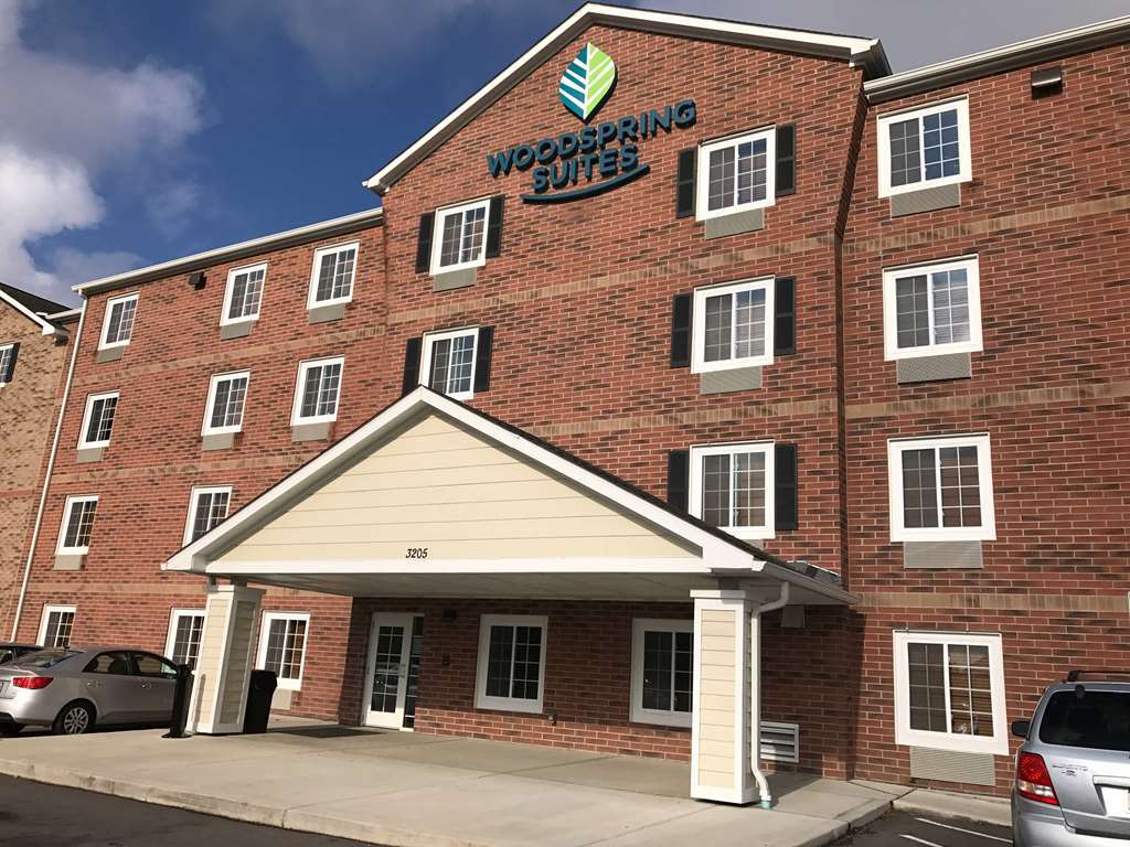 Woodspring Suites Columbus Urbancrest Grove City Extérieur photo